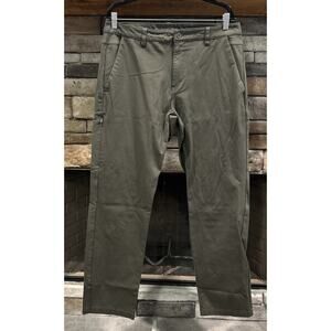 Men’s BYLT Green Everyday 2.0 chino Pants Size 36 Ins 30.5 *B1